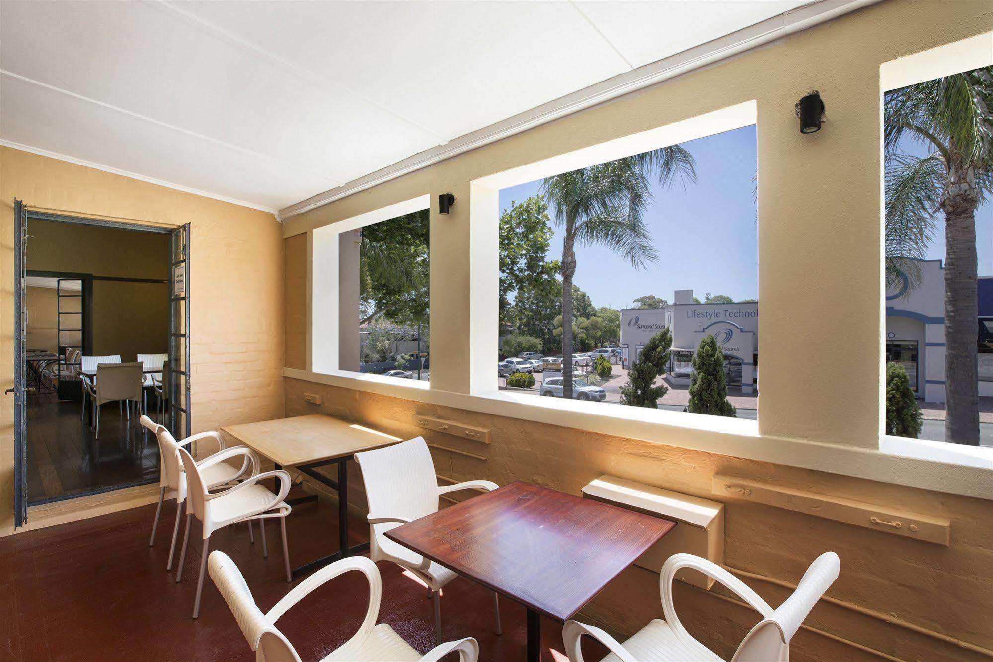 Captain Stirling Hotel Perth Exterior photo